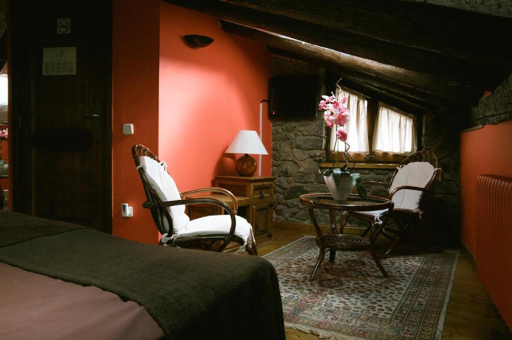 Hostal Cisco De Sans อันดอร์รา ลา เวลลา ห้อง รูปภาพ