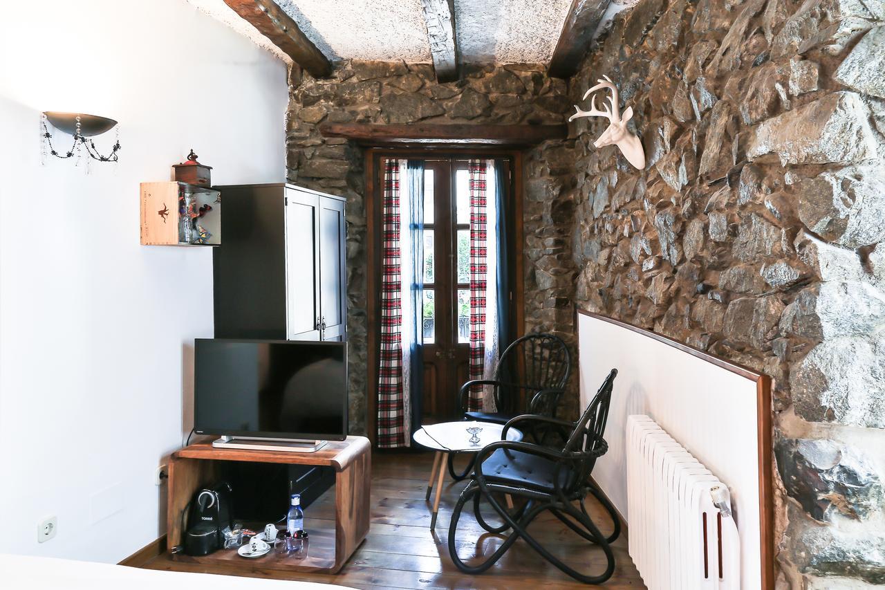 Hostal Cisco De Sans อันดอร์รา ลา เวลลา ภายนอก รูปภาพ